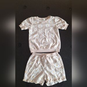 Girls Shorts Set with Daisy Print in Cream